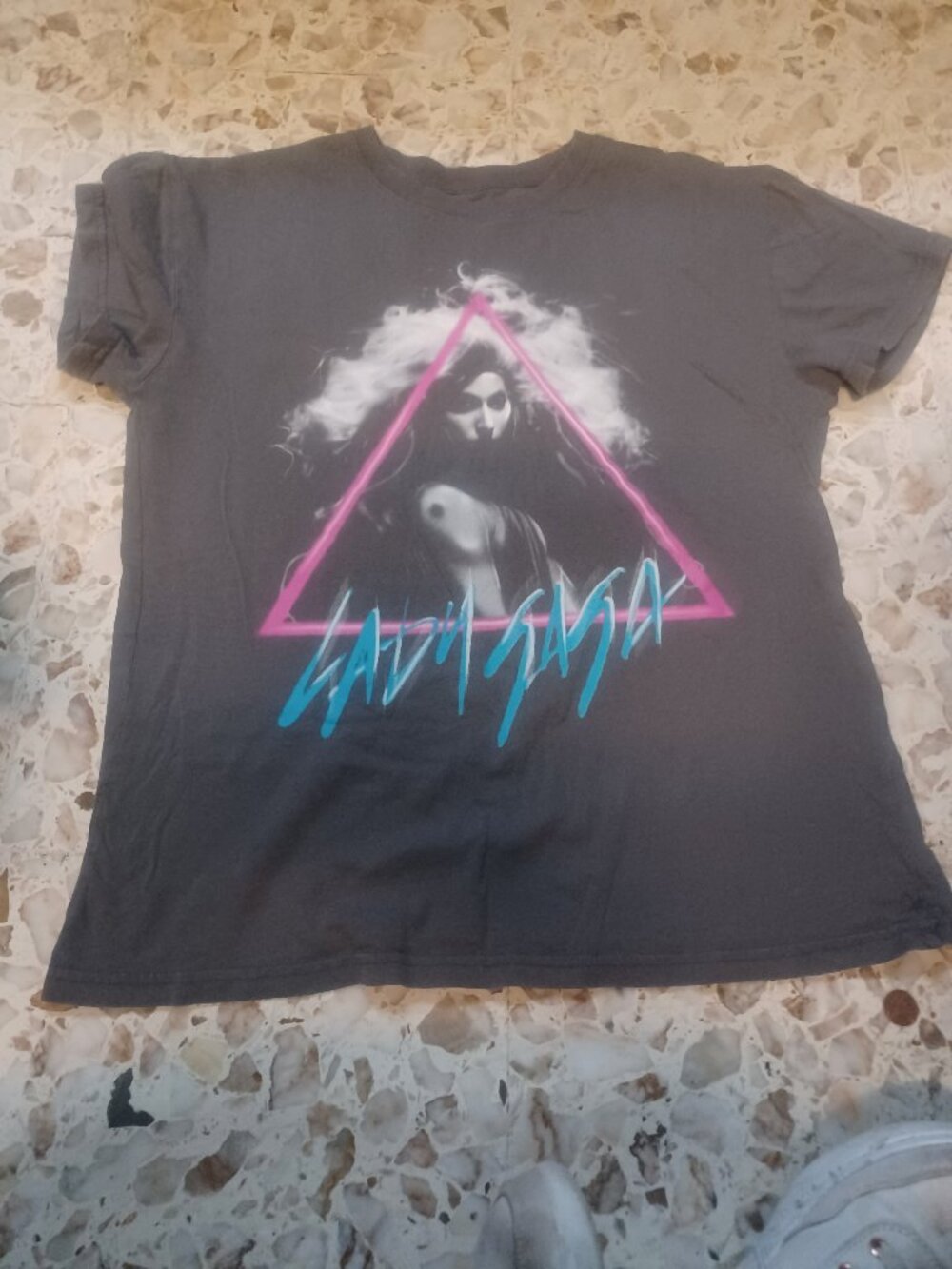 Lady Gaga Short Sleeve Tee Medium Gray Pink Teal